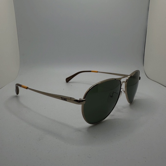 TOMS Sunglasses - Kilgore Aviator in Gold Metal with Grey G15 Lens main image 2